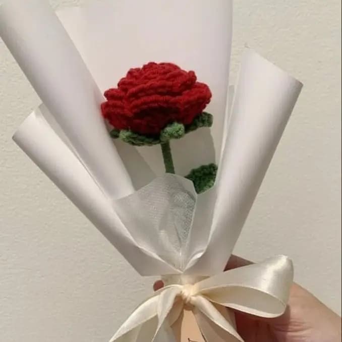 Crochet gifting flower